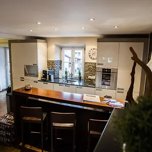 Marianne Apartment